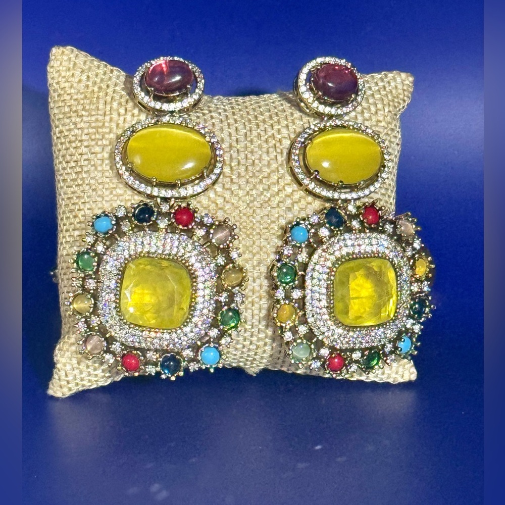 BOLD EARRINGS FOR A QUEEN with NATURAL CABOCHONS RED YELLOW PIERCED 2.5 “